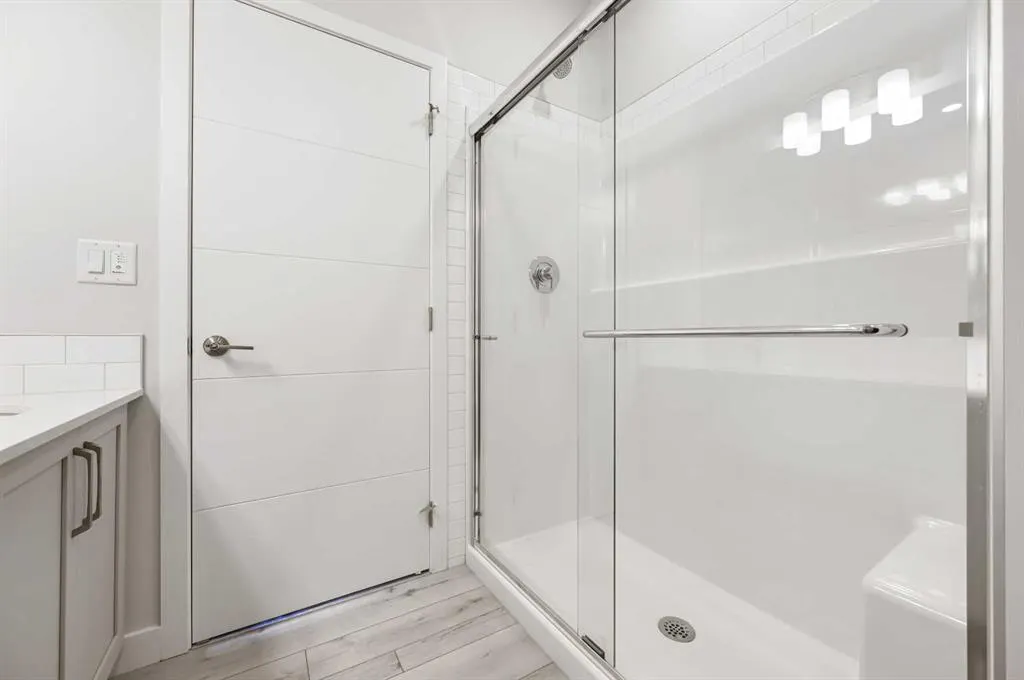 255 Les Jardins Park SE, #410