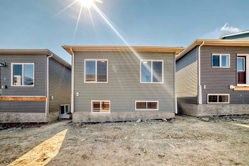 66 Homestead Common NE