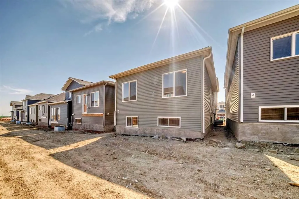 66 Homestead Common NE