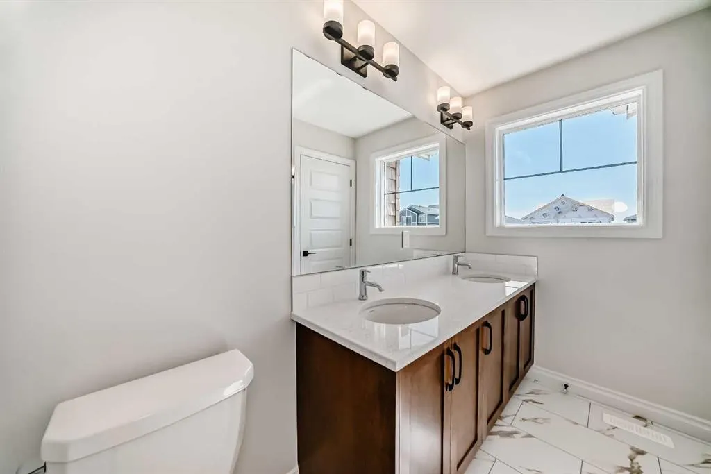 66 Homestead Common NE