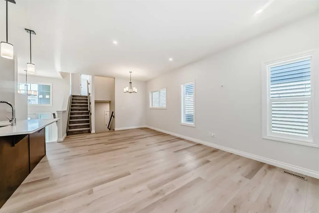 66 Homestead Common NE