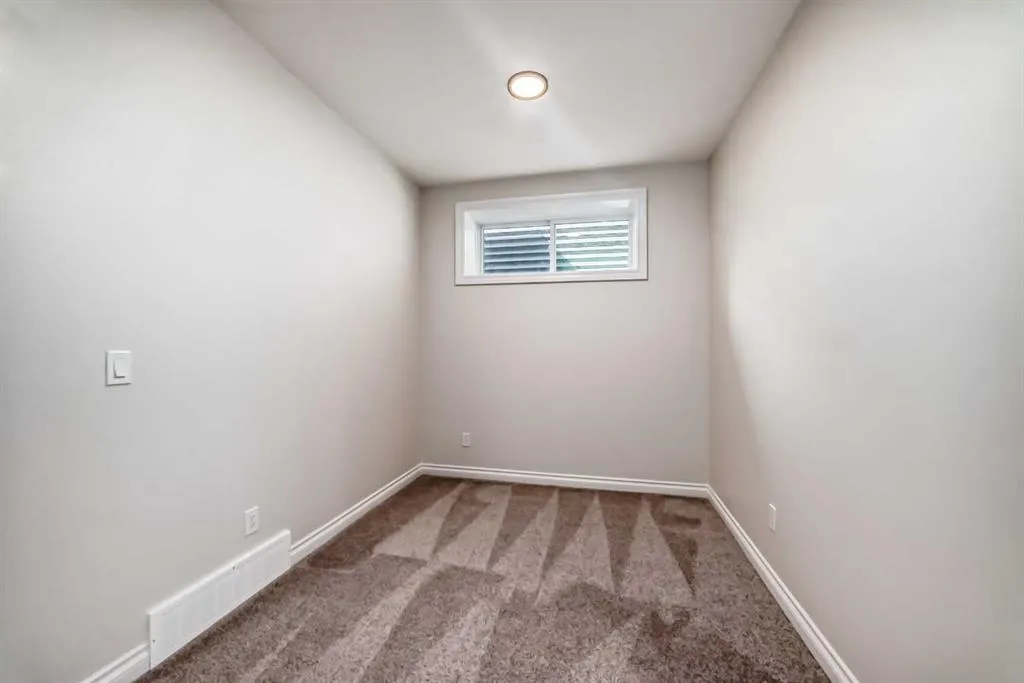 66 Homestead Common NE