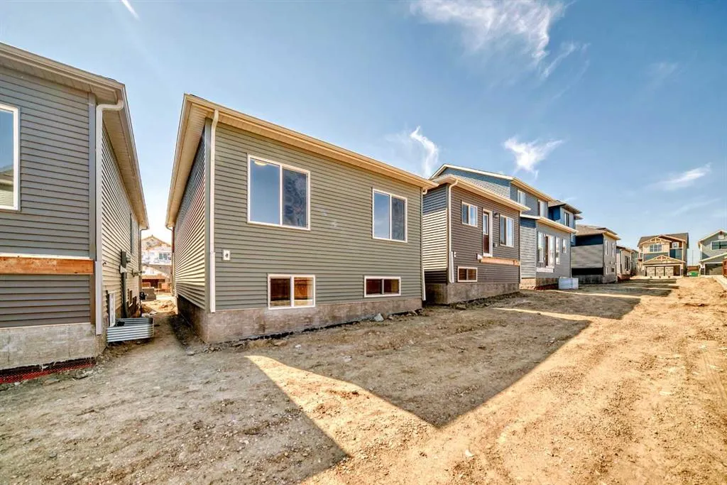 66 Homestead Common NE