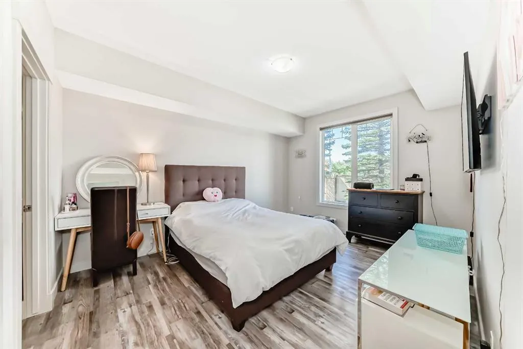 8000 Wentworth Drive SW, #406