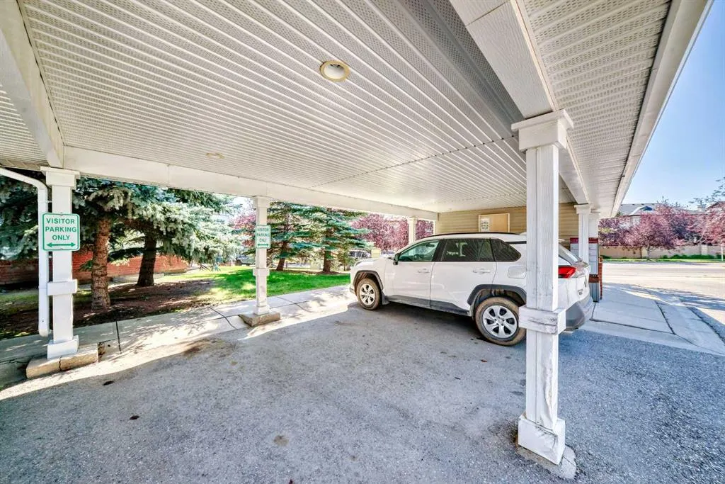8000 Wentworth Drive SW, #406