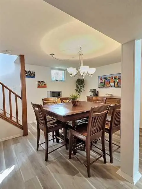 800 Connaught Drive