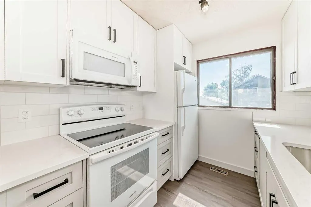 269 Edgepark Boulevard NW