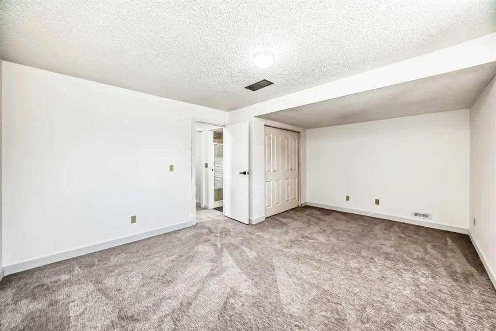 269 Edgepark Boulevard NW