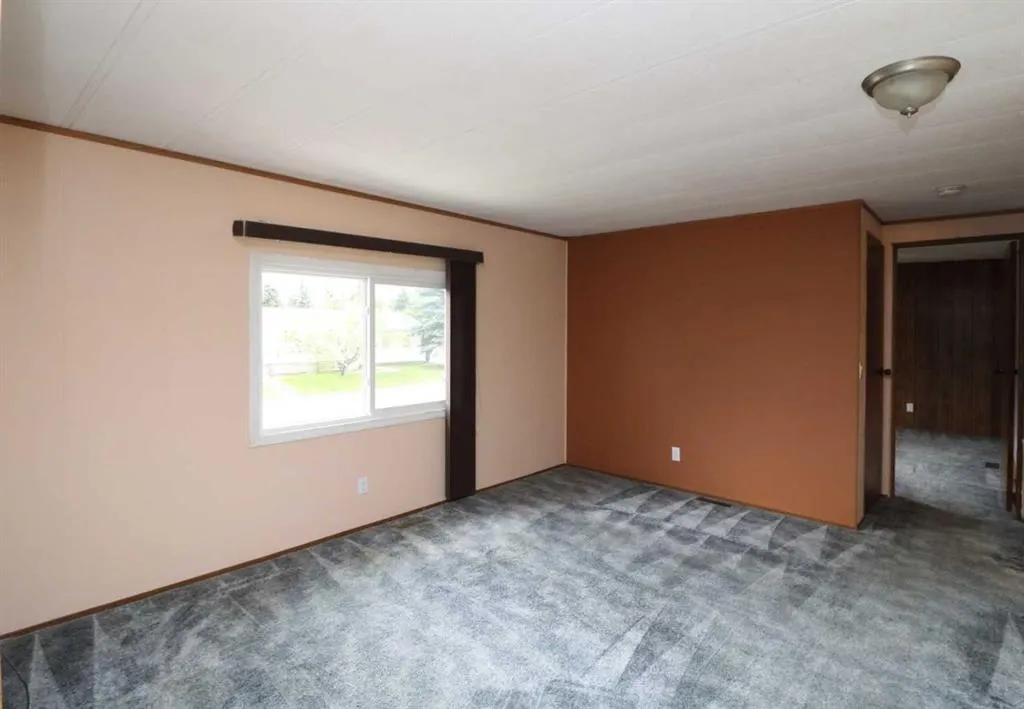 201 Big Springs Drive SE