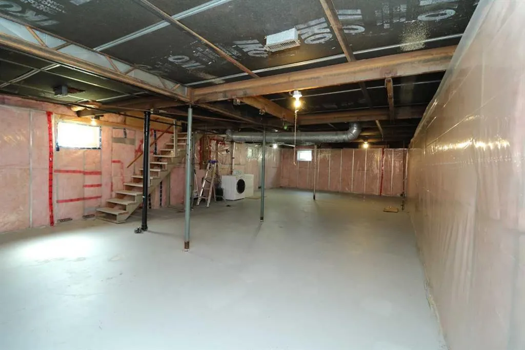 201 Big Springs Drive SE