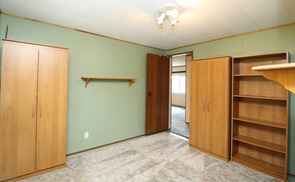 201 Big Springs Drive SE