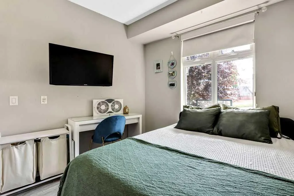 515 4 Avenue NE, #116