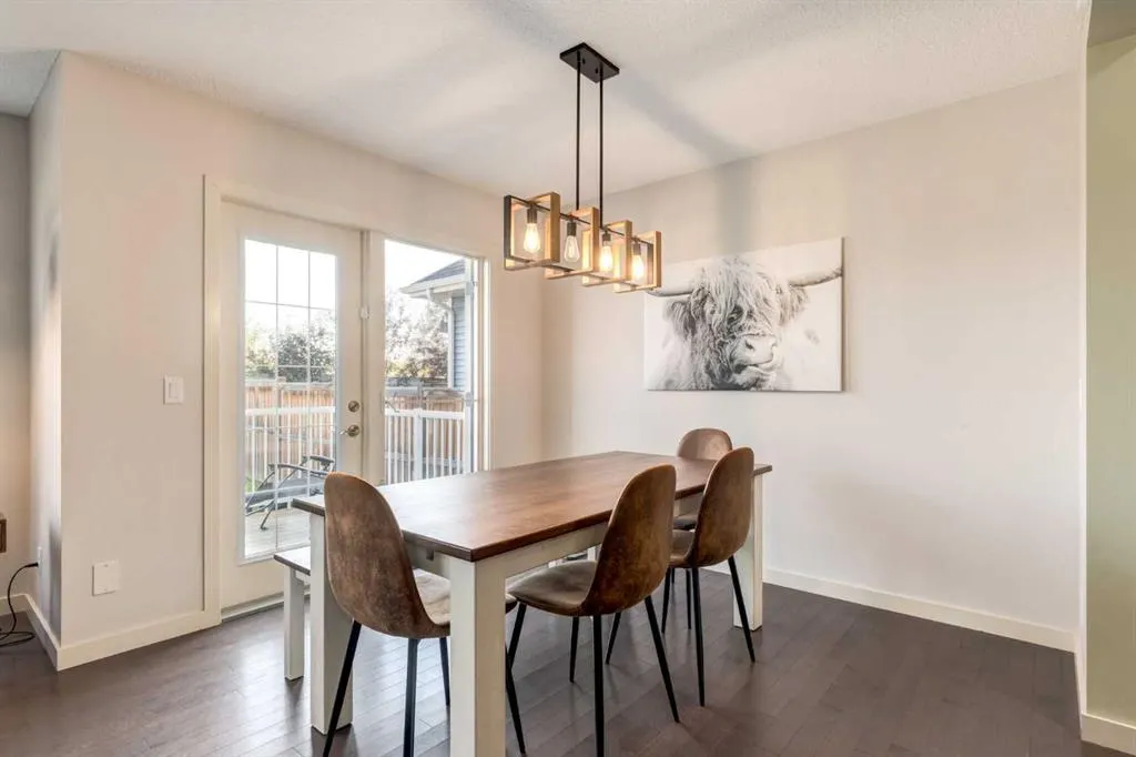 298 River Heights Crescent
