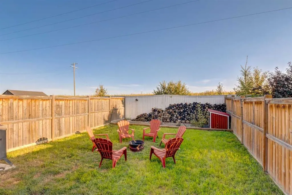 298 River Heights Crescent