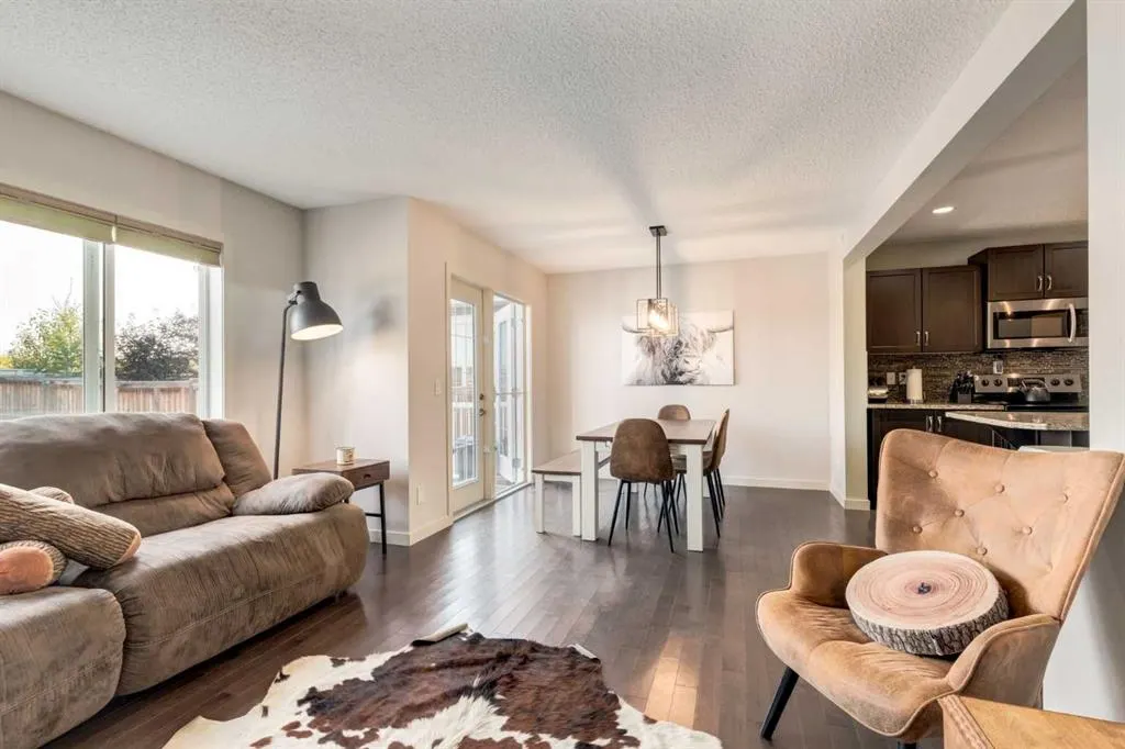 298 River Heights Crescent