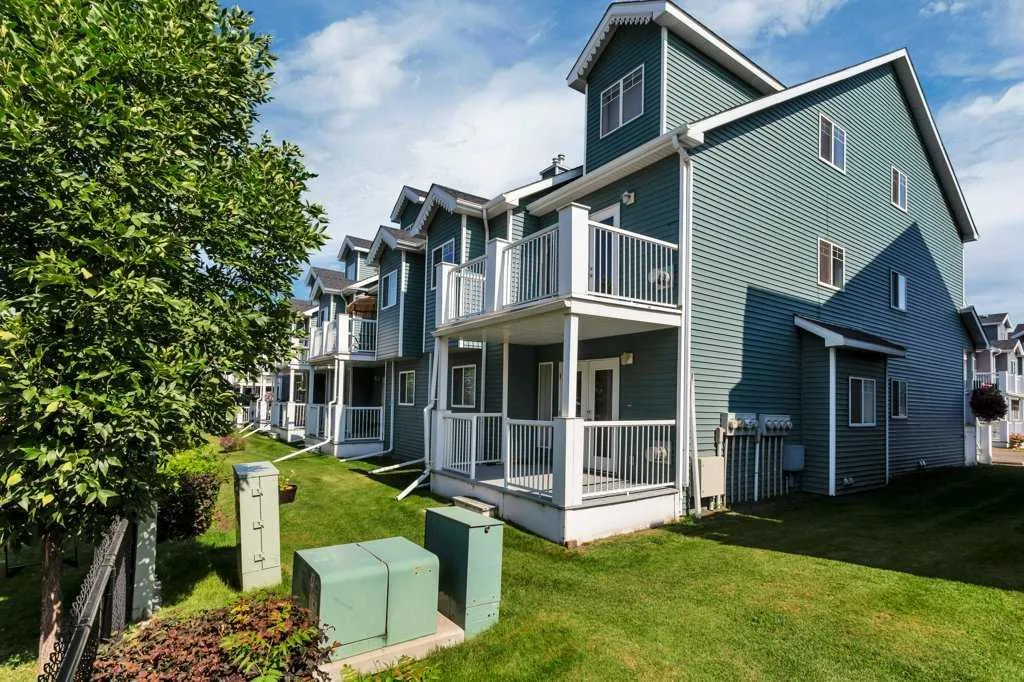 5220 50A Avenue, #201