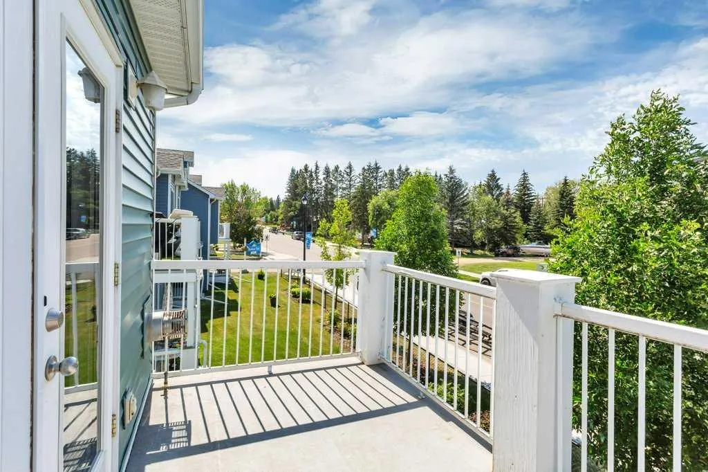 5220 50A Avenue, #201