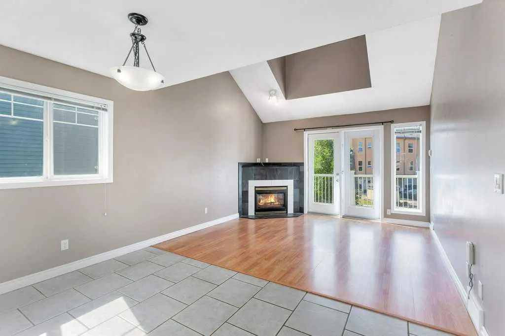 5220 50A Avenue, #201