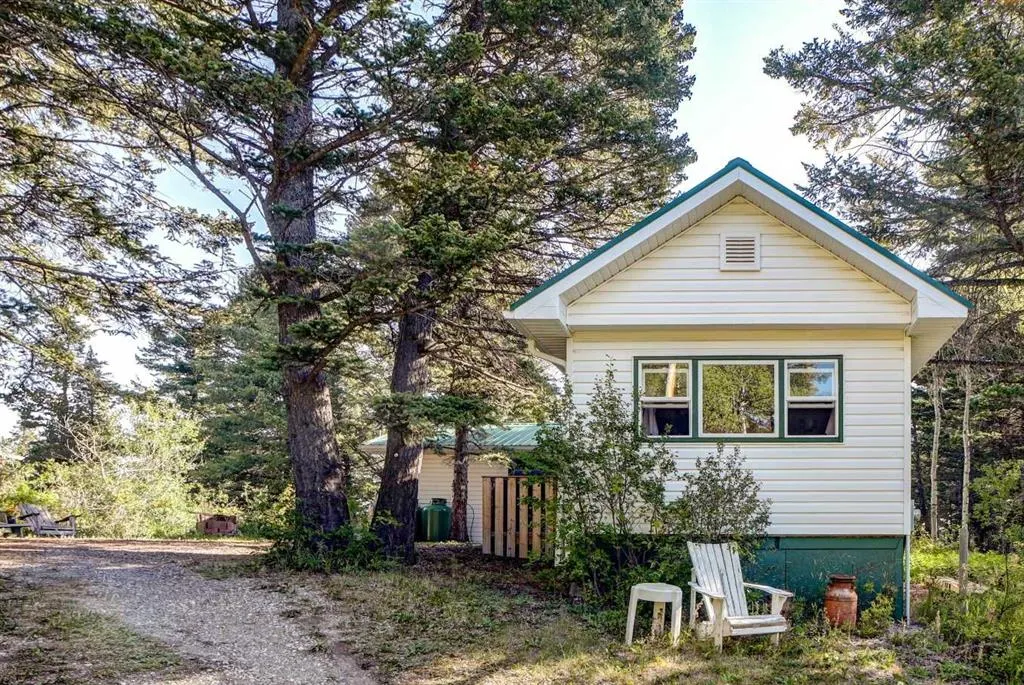 48 Lee Lake Road