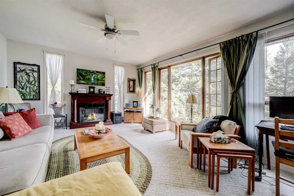 48 Lee Lake Road