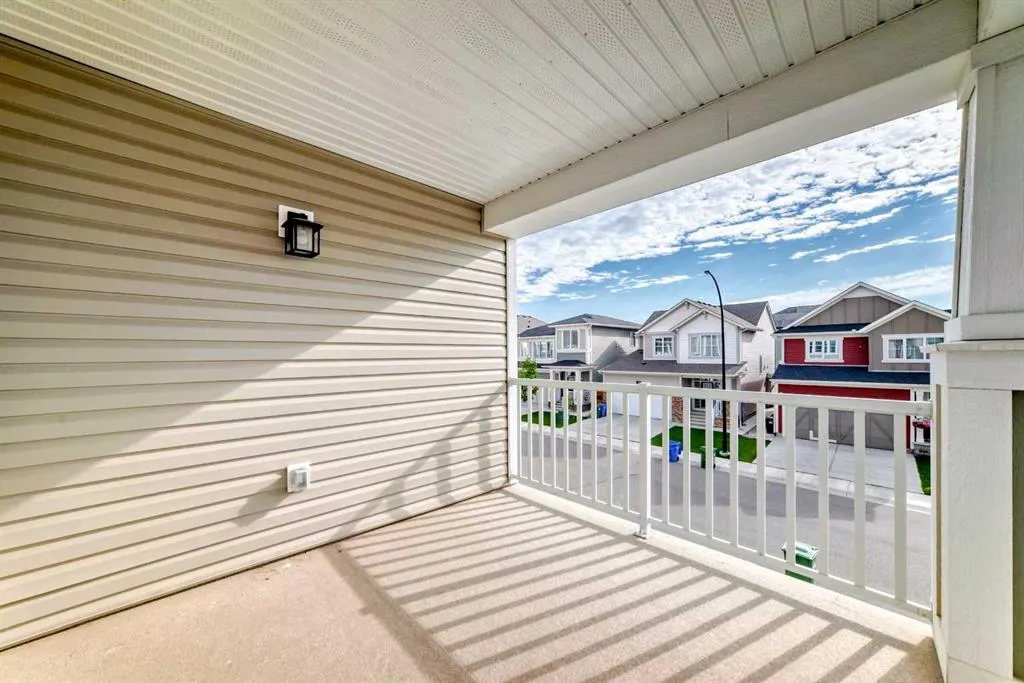 43 Carrington Crescent NW
