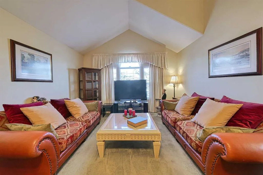 1 Lount Crescent