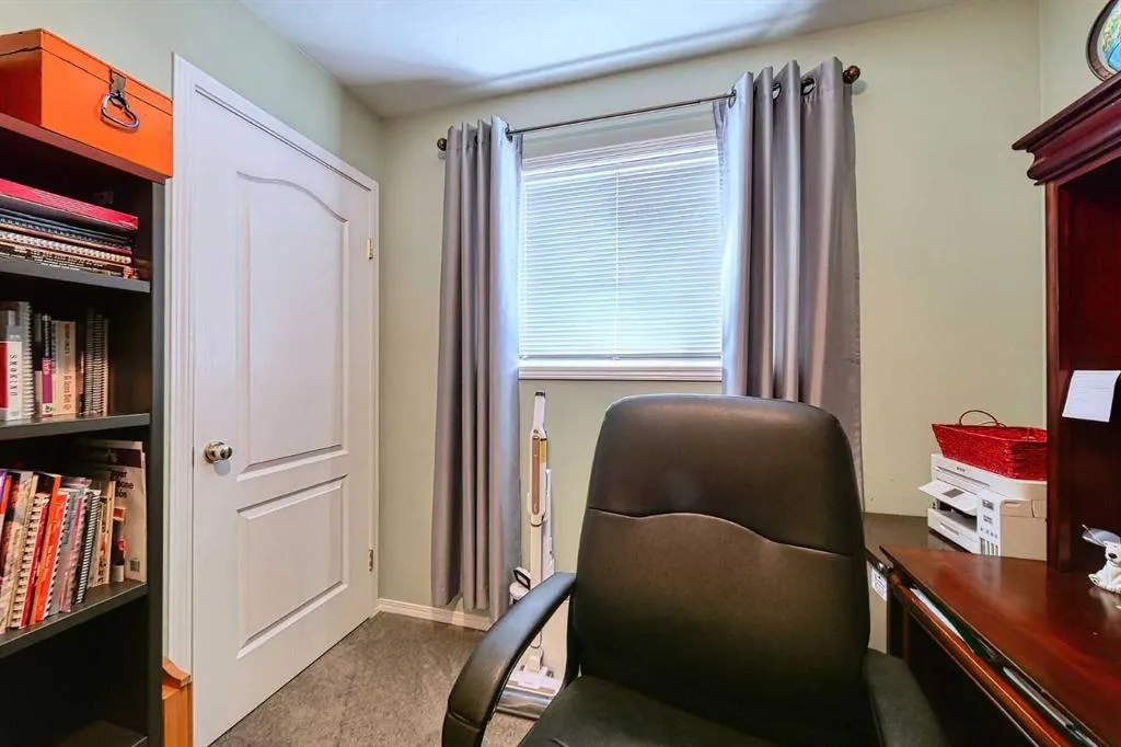 1 Lount Crescent