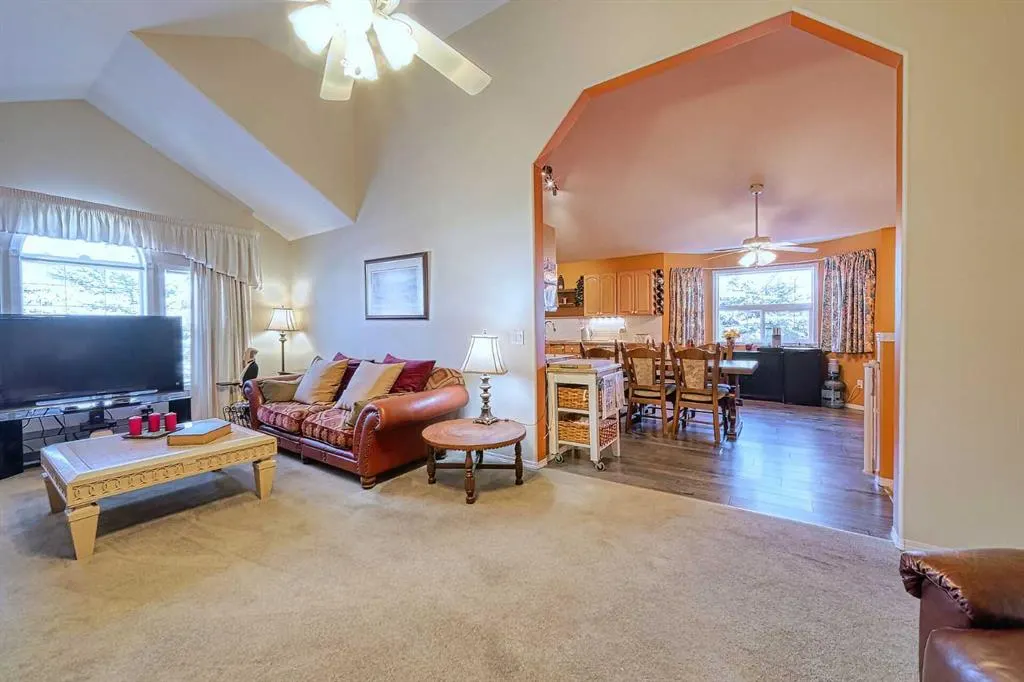 1 Lount Crescent