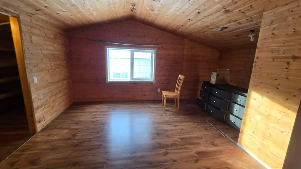 582 Pelican Road