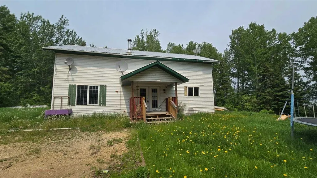 582 Pelican Road