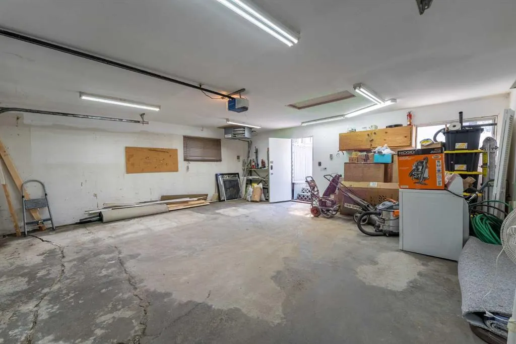 344 Templeview Drive NE