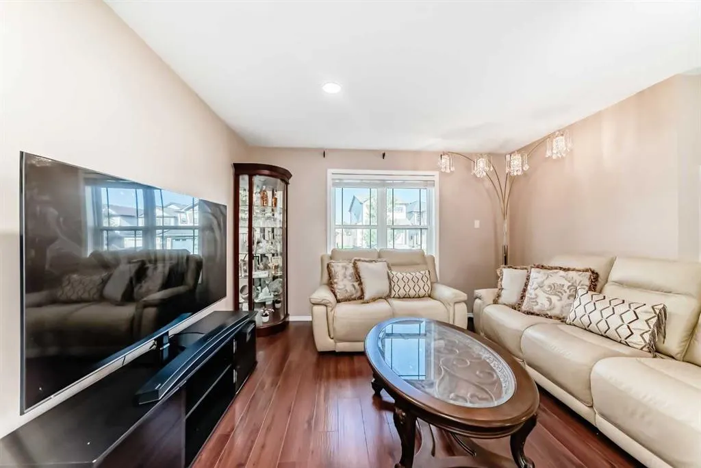 179 Covecreek Place NE