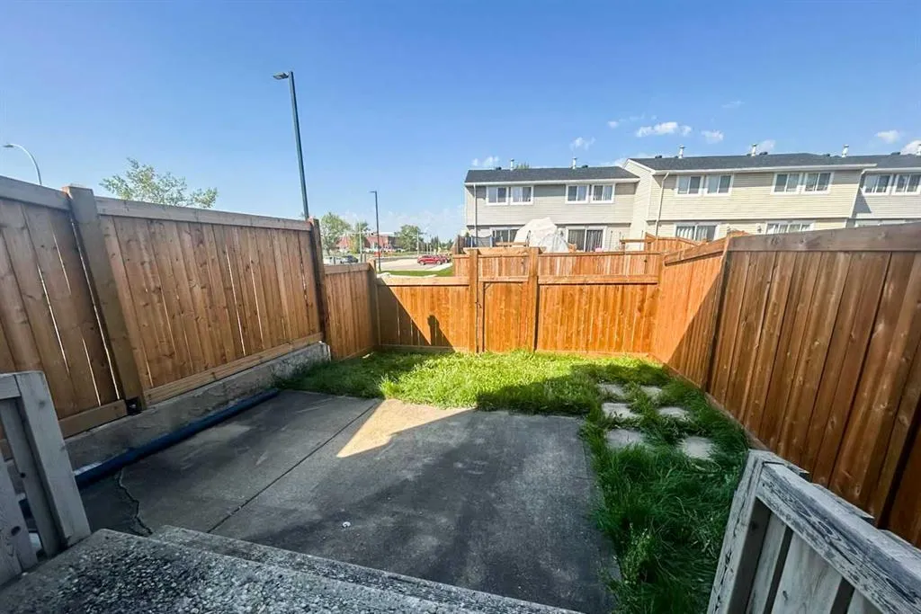 600 Signal Road, #201