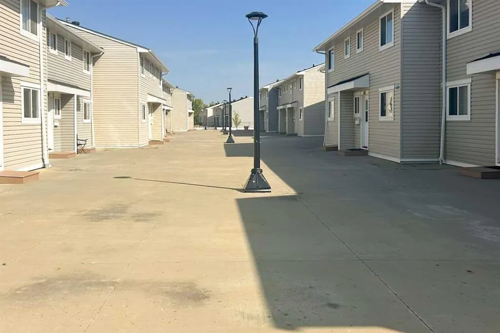 600 Signal Road, #201