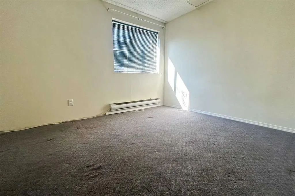 600 Signal Road, #201