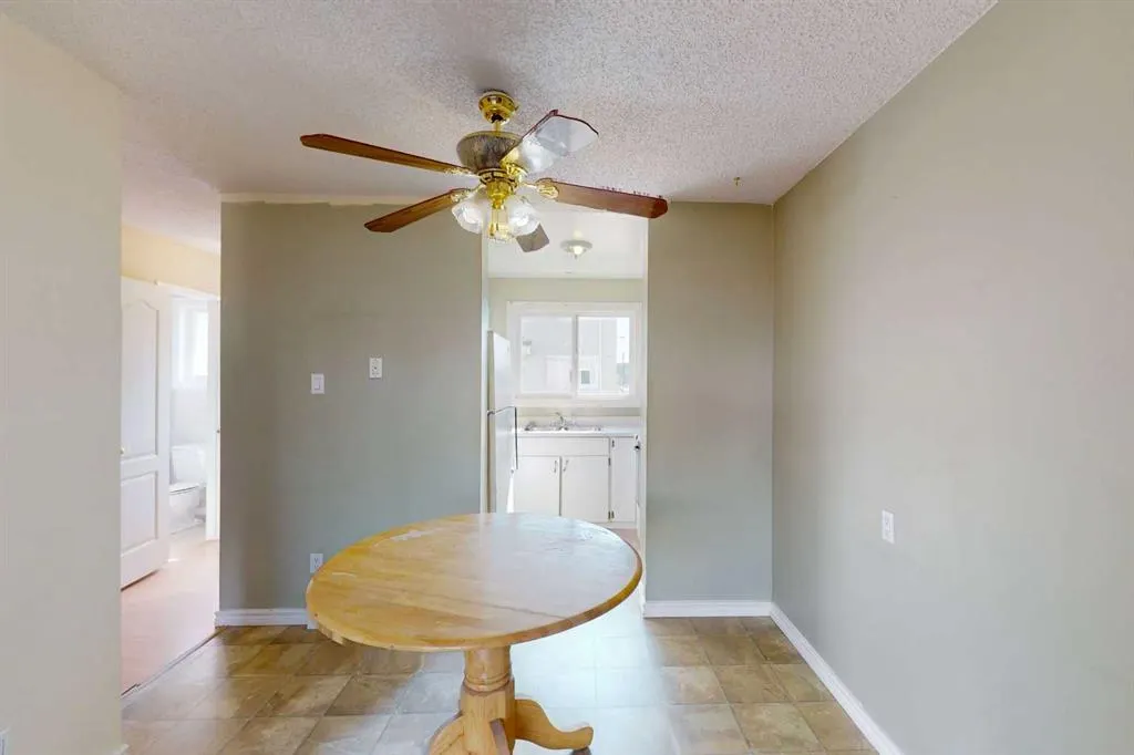 600 Signal Road, #201