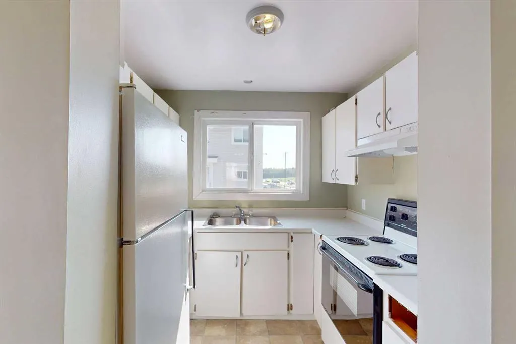 600 Signal Road, #201