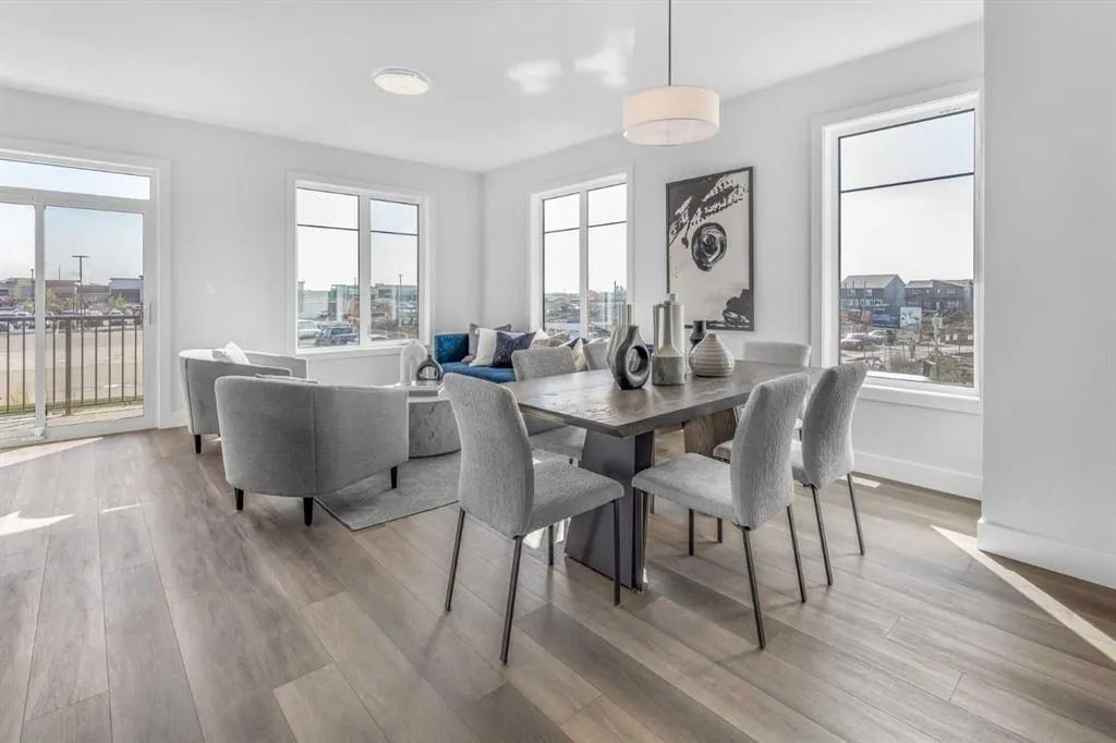 255 Rowmont Boulevard NW, #1505