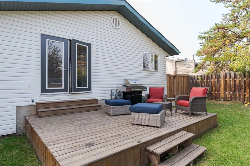 213 Ermine Crescent
