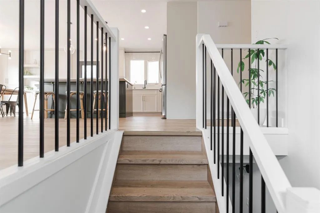 213 Ermine Crescent