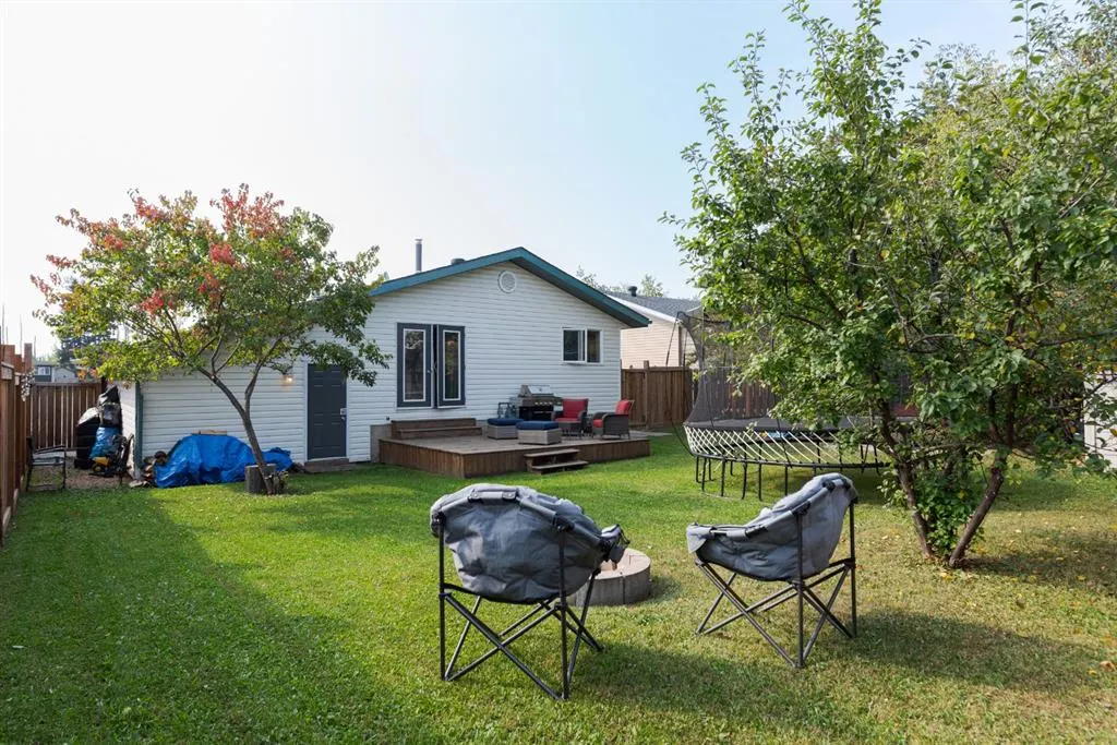 213 Ermine Crescent