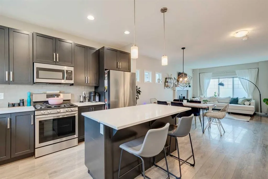159 Mahogany Grove SE