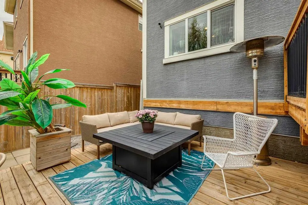 159 Mahogany Grove SE