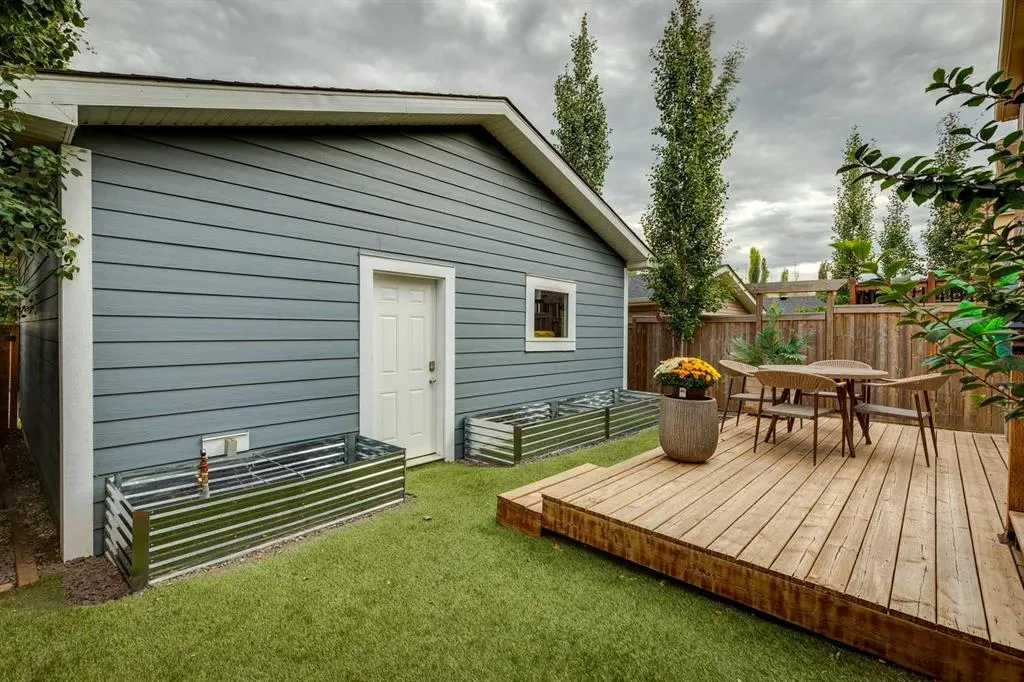 159 Mahogany Grove SE
