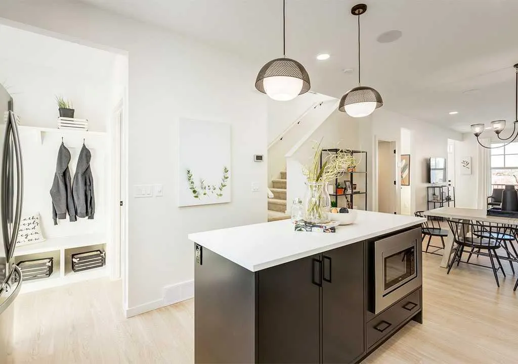 231 Savoy Landing SE
