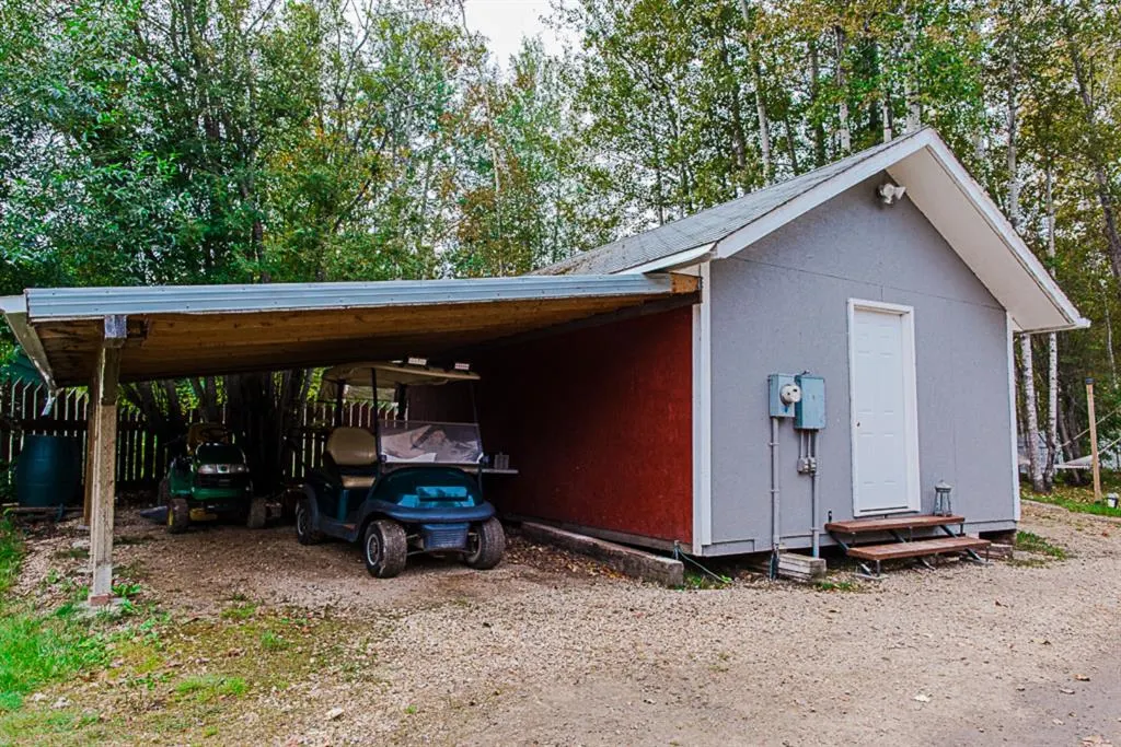 132-70544 Range Road 243