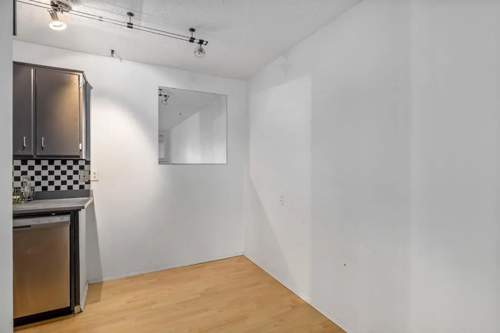 4001C 49 Street NW, #3105