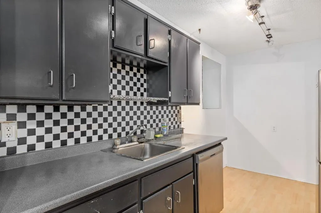 4001C 49 Street NW, #3105