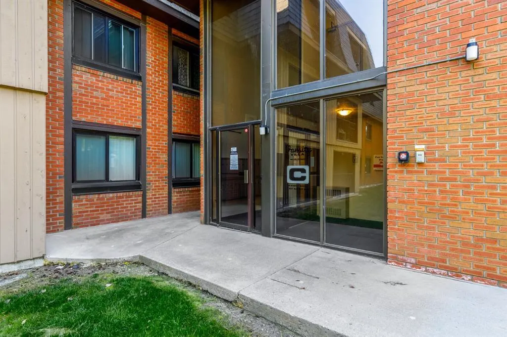 4001C 49 Street NW, #3105