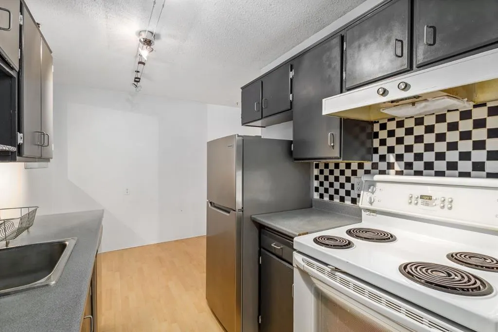 4001C 49 Street NW, #3105